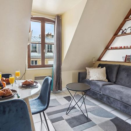 Eiffel Tower & Faubourg - 1Br - Cityapartmentstay París Exterior foto