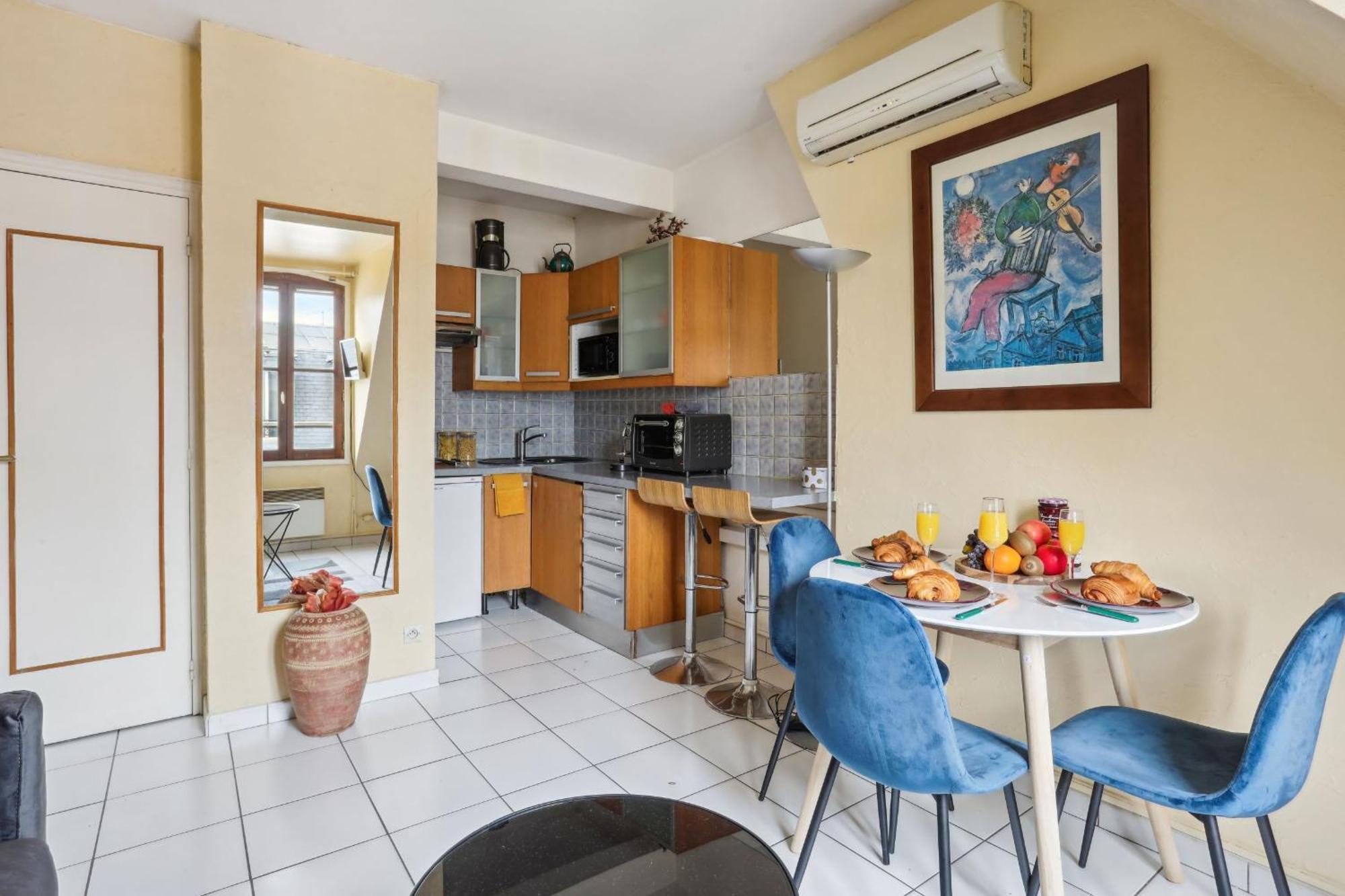 Eiffel Tower & Faubourg - 1Br - Cityapartmentstay París Exterior foto