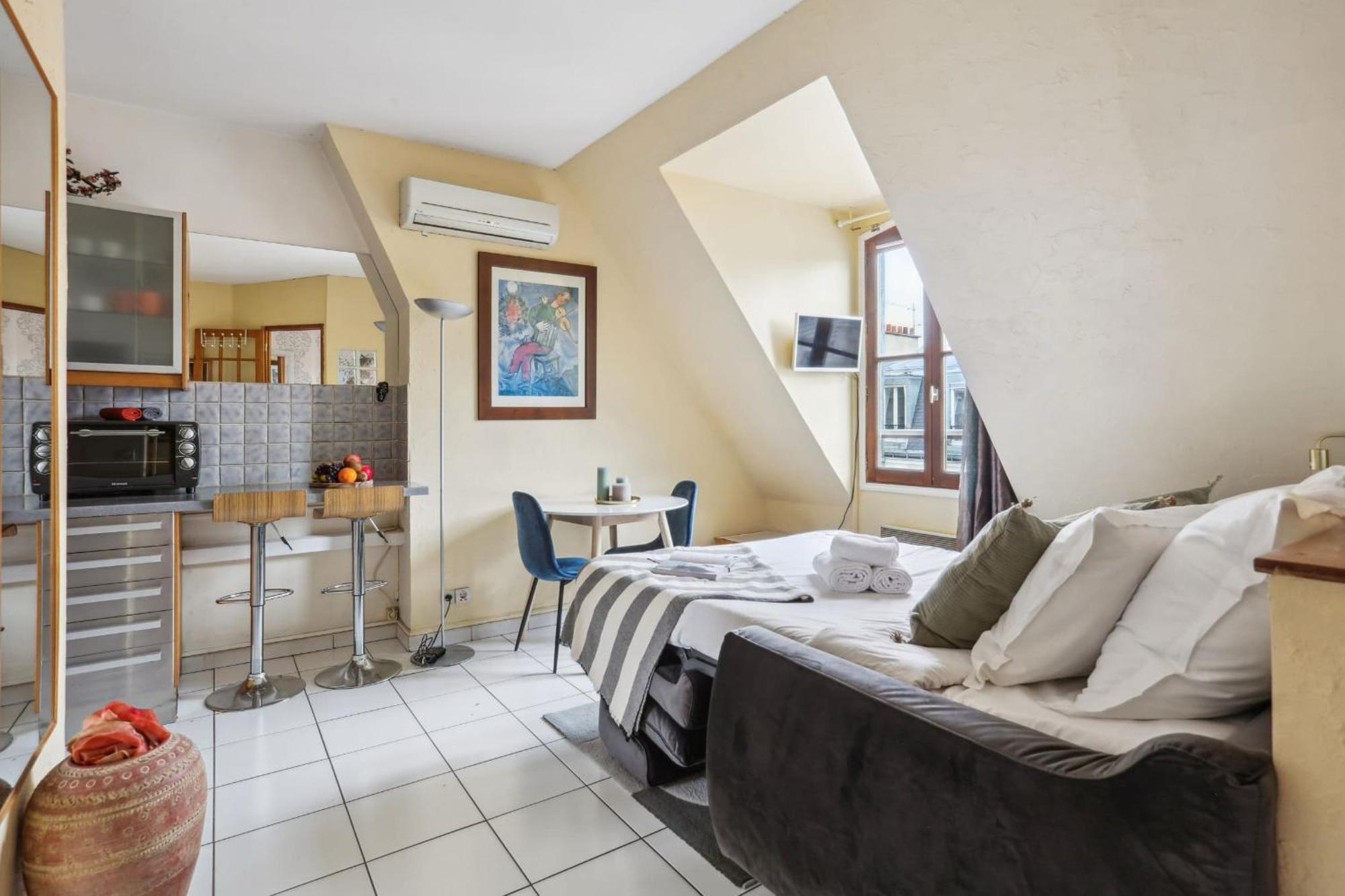 Eiffel Tower & Faubourg - 1Br - Cityapartmentstay París Exterior foto